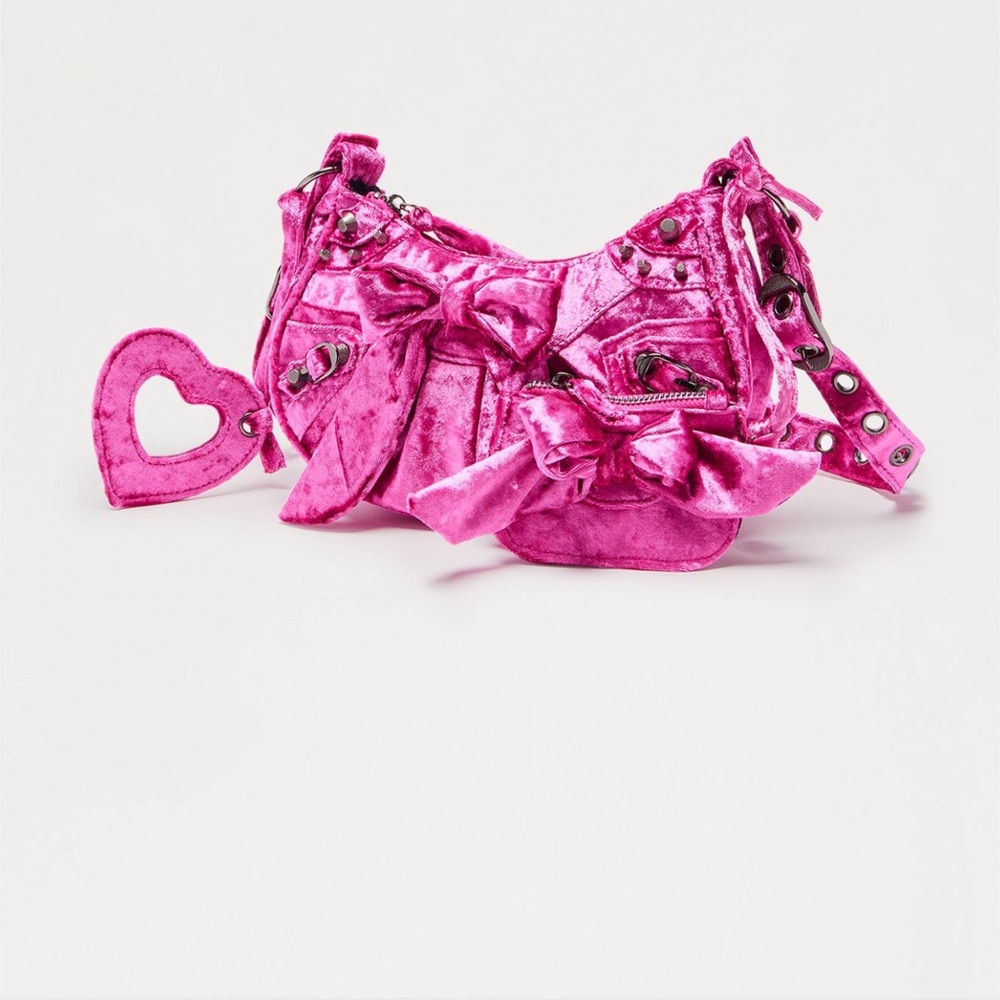 Fashion Nova Pink Velvet Handbag with Heart Charm